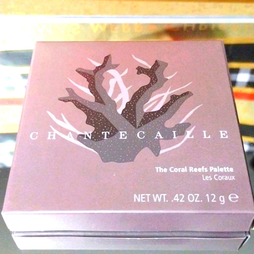 Chantecaille The Coral Reefs Palette🎨 NWT - Picture 3 of 7